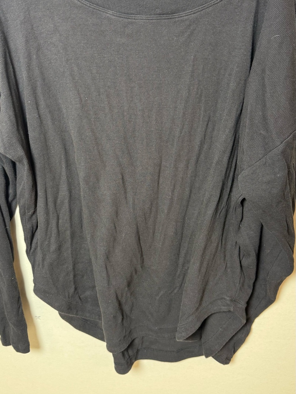Athleta Black Long-Sleeve Lightweight Crew Neck Top - Picture 3 of 4